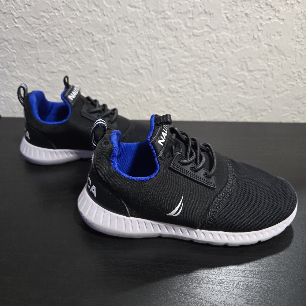 Nautica Sneakers